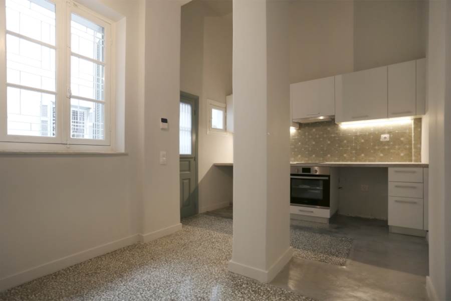 (Προς Πώληση) Κατοικία Διαμέρισμα || Αθήνα Κέντρο/Αθήνα - 39 τ.μ, 1 Υ/Δ, 100.000€ 