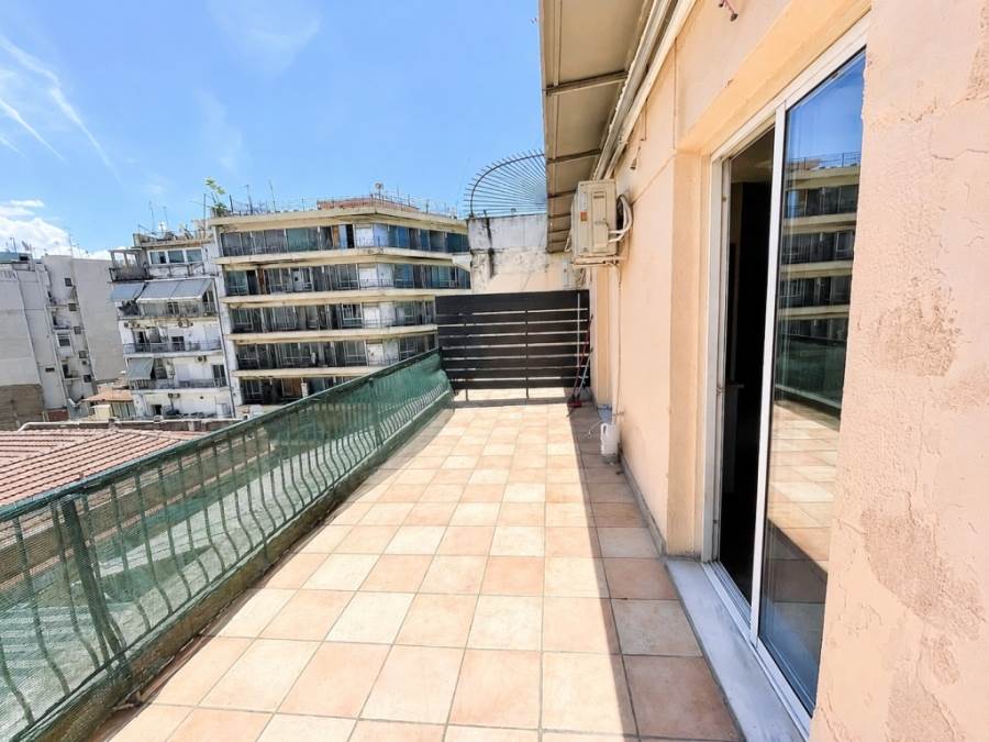 (For Sale) Residential Apartment || Thessaloniki Center/Thessaloniki - 70 Sq.m, 2 Bedrooms, 165.000€ 