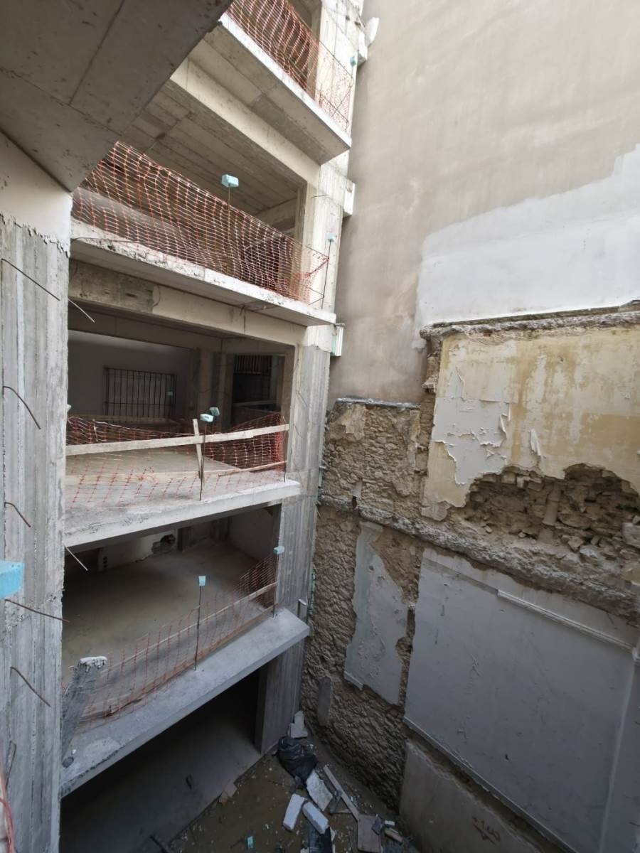 (For Sale) Commercial Building || Athens Center/Athens - 1.000 Sq.m, 3.000.000€ 